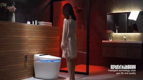 Bồn cầu thông minh cảm ứng chân xả nước