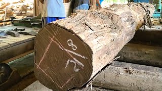 the process of making 8x15 cm blocks of expensive old wood full of beautiful grain