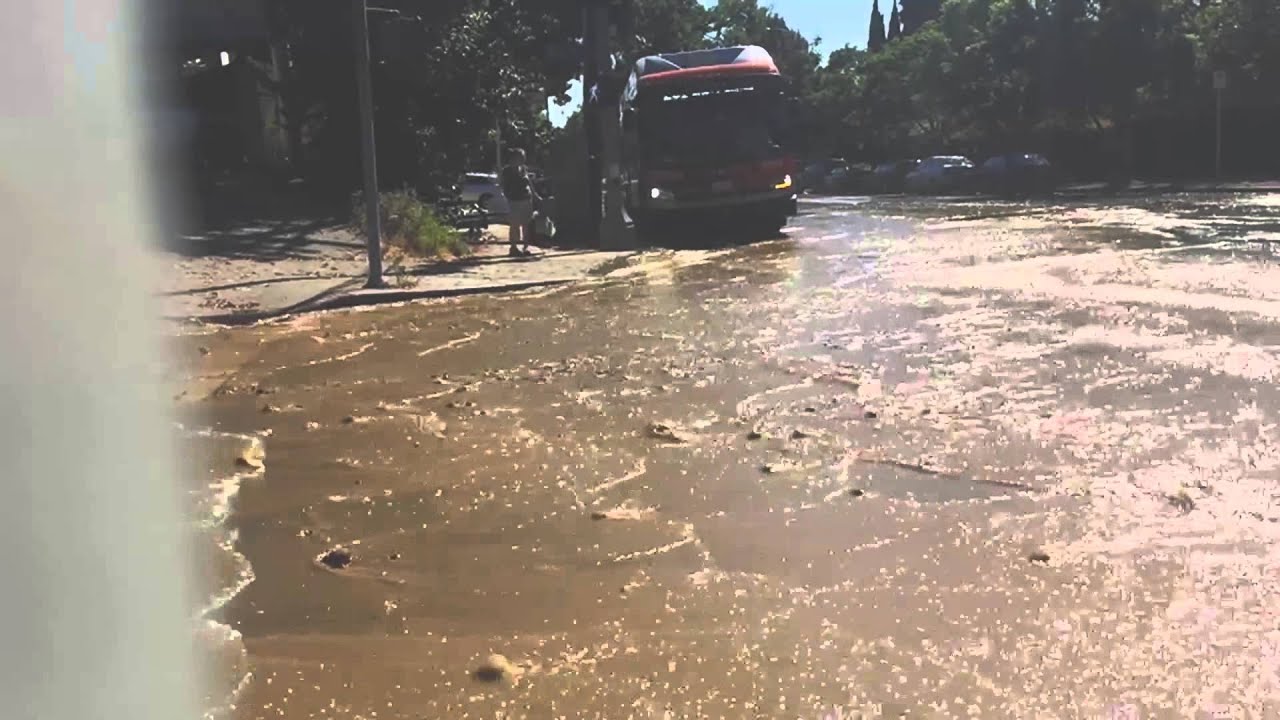 SILVERLAKE WATER MAIN BREAKS YouTube