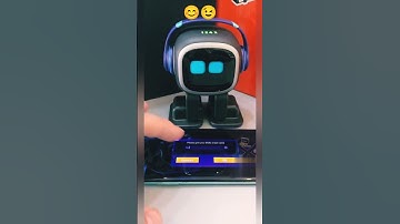emo robot changing his name #emo #emopet #emorobot #airobot #petbot #petrobot