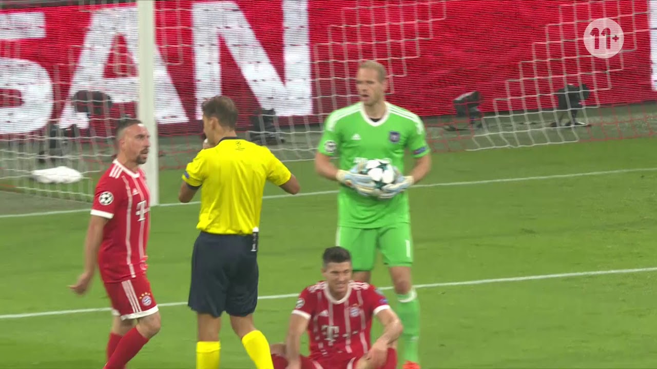 UEFA Champions League / Bayern -  Anderlecht 12/09/2017 / Red Card Kums