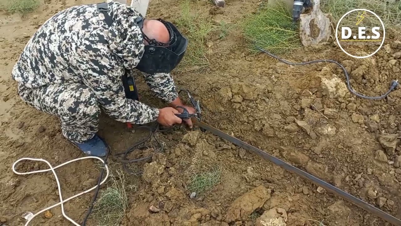 Монтаж заземления - YouTube