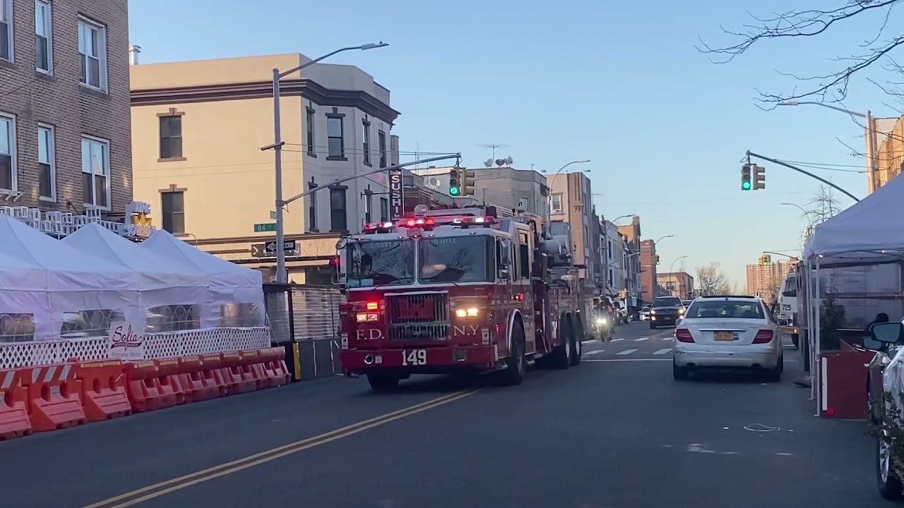 *AIRHORN!* FDNY Tower Ladder 149 Responding To A Reported Fire In Brooklyn
