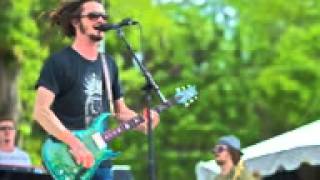 Famous SOJA   She still loves me Subtitulado en E Profile