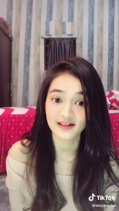 Story wa cewek cantik santuy di dalam kamar