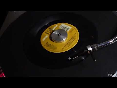 Georgia Satellites- Keep Your Hands To Yourself