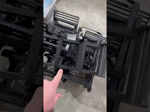 Підніжка МТЗ КК 3-ступеня ліва сторона 80-8405005-Б, видео 1