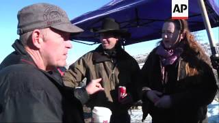 Oregon armed group rejects plea to leave