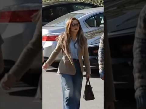 Jennifer Lopez outfit
