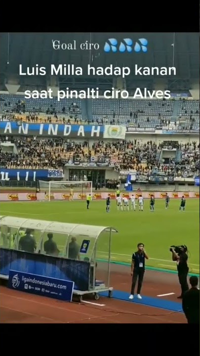 Momen Luis Milla Hadap Kanan Saat Penalti Ciro Alves #shorts #shortsvideo #short #persib #luismilla