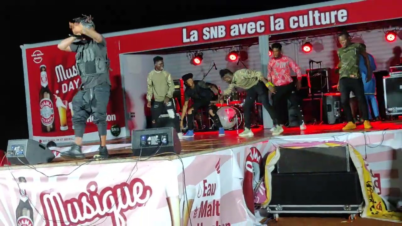 un Petit aperçu de l'artiste Empereur Kpezoaka alias DJ BOBANE à la fête de la musique juin 2022