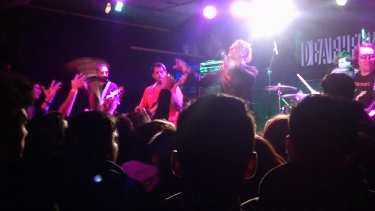 Deafheaven - Gifts For The Earth (Live @ Santiago, Chile 08/07/2016)