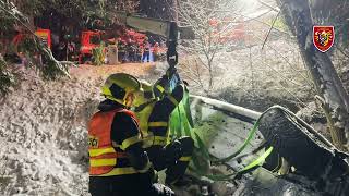 23.11.2025 Vyproštění havarovaného vozidla, Staré Hamry | HZS MSK