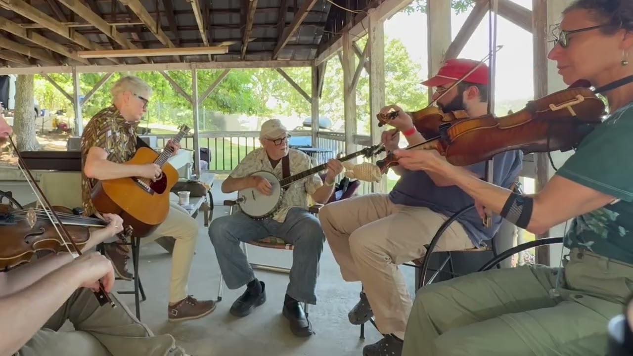 B flat Rag - Matt Prosser, Moonshine, Oliver fiddles, Pete & Kellie rhythm - Mt Airy