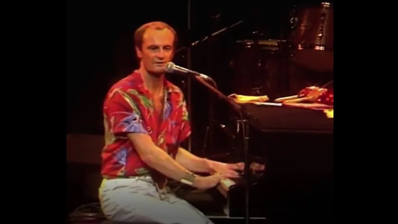 Watch Peter Allen "Tenterfield Saddler" from Peter Allen in Concert TV Special Sydney 1977 on YouTube