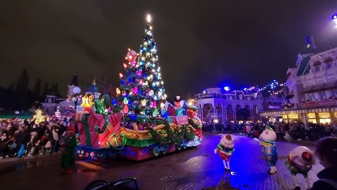 Le Noël Enchanté Disney brillera encore plus fort à Disneyland® Paris du 12  novembre 2022 au 8 janvier 2023 ! • DisneylandParis News