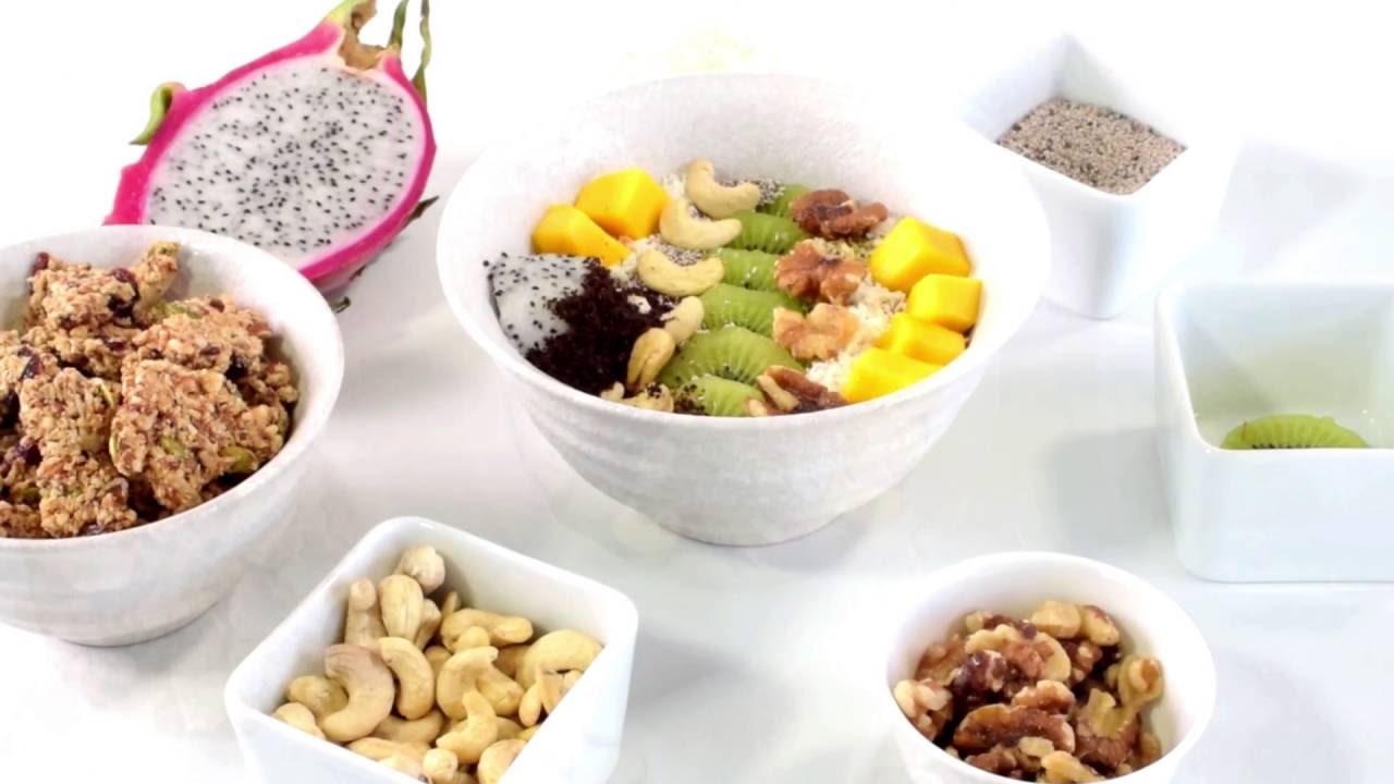 Cleanblend Acai Dragon Fruit Smoothie Bowl