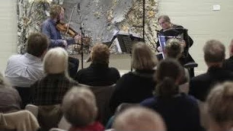 Margit Kern, Akkordeon und Axel Porath, Viola: Wolfgang Rihm "Fetzen"