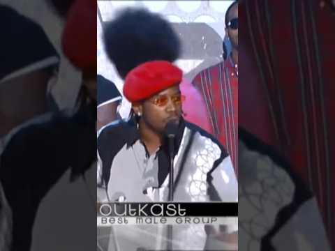 Who remembers when Outkast swept the floor at the very first BET Awards in ‘01? 🛸