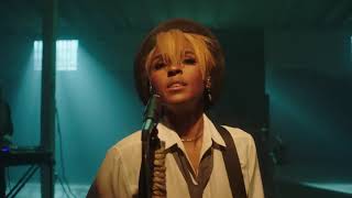 Janelle Monae's Turntables Live on Stephen Colbert!