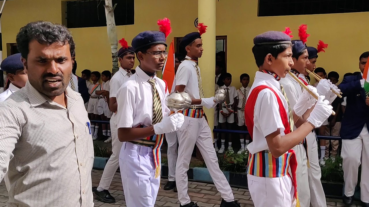 Sri Jnanavardhaka School Laggere Bangalore 58. Student's Independence March past 2019.