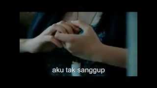 Aku tak mampu menyakitimu sanggup untuk menduakanmu ooo *courtesy of
liriklaguindonesia.net mendu...