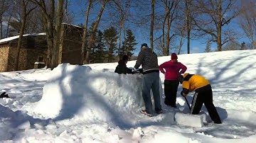 Igloo Construction Timelapse