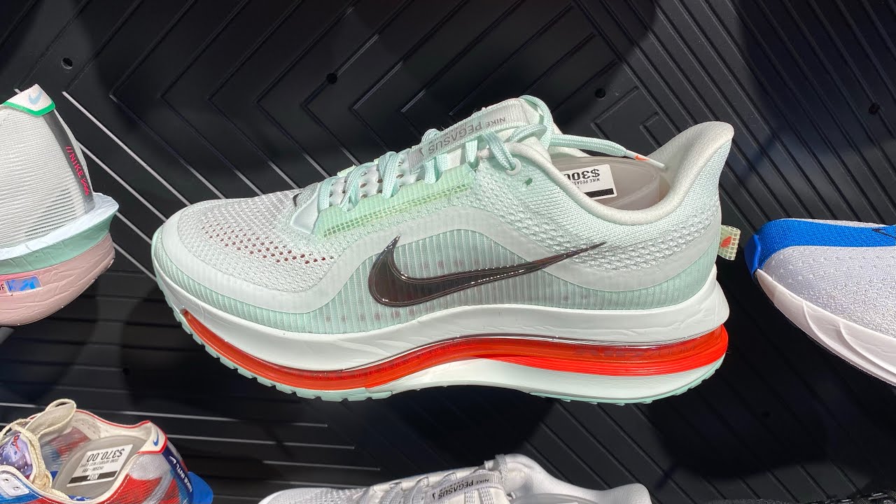 Nike Pegasus Premium (Barely Green/ Bright Crimson/ Mint 