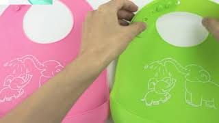 Silicone baby bib with food catcher