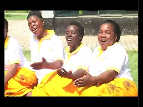 WAACHENI WATOTO WAJE KWANGU CHANG OMBE CATHOLIC SINGERS NA S MUJWAHUKI MRATIBU ALOYCE GODEN