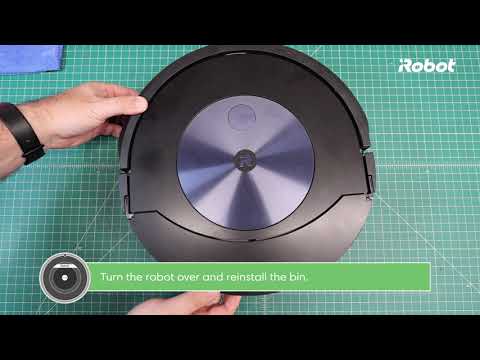 Roomba Combo™ j7 Vacuum Path Cleaning