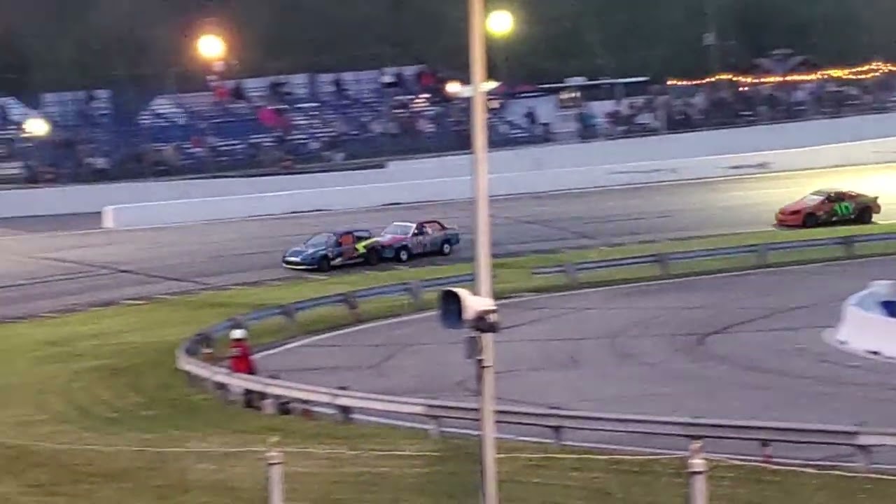 Lee USA Speedway- Pure Stocks feature 5-20-22 - YouTube