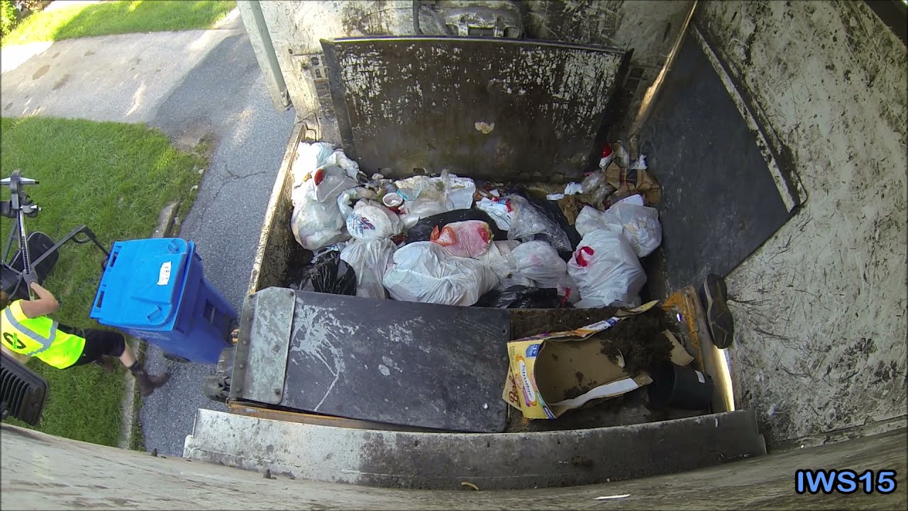 Labrie Expert Garbage Truck Hopper View