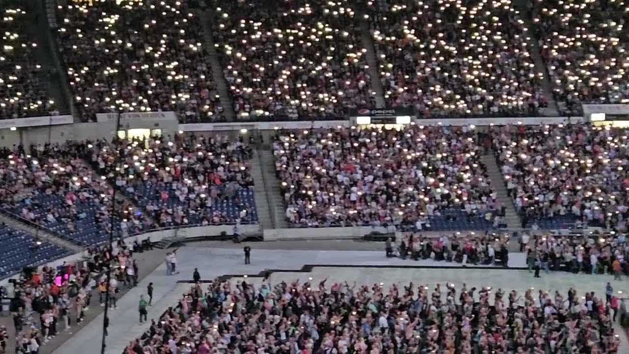 Tabaluga, Peter Maffay und Johannes Oerding, Ich wollte nie erwachsen sein, live in Hannover