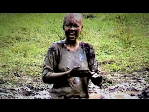 Hot Girl Mud