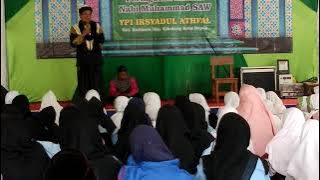 Download lagu Ustadz Jaka Swara | Belajar di waktu kecil bagai mengukir diatas batu