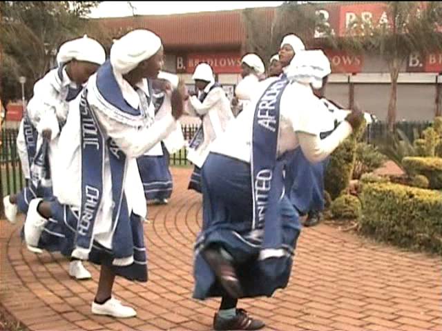 Vha khou mmbona naa? - Munzhedzi & Tshamutilikwa UAAC Choir class=