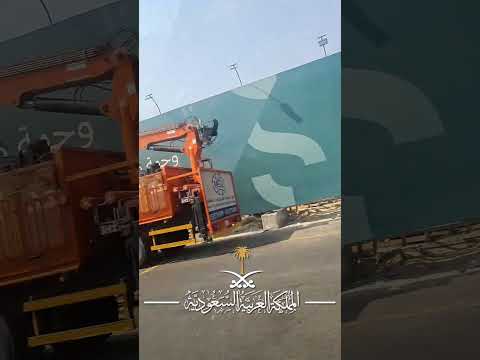عامل الناس متل ما بتعاملك في ناس ما بتستاهل تكون معاهم الطرف الأحسن