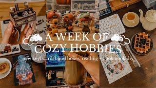 a week of cozy hobbies ☁ reading, blind boxes, new keyboard, and a book nook diy ✨