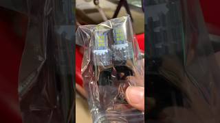 LED replacement bulbs. Incandecent vs led