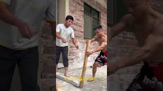 The Strength Of One Leg Of A Rural Kung Fu Boy Is 985 Kilograms#Shorts