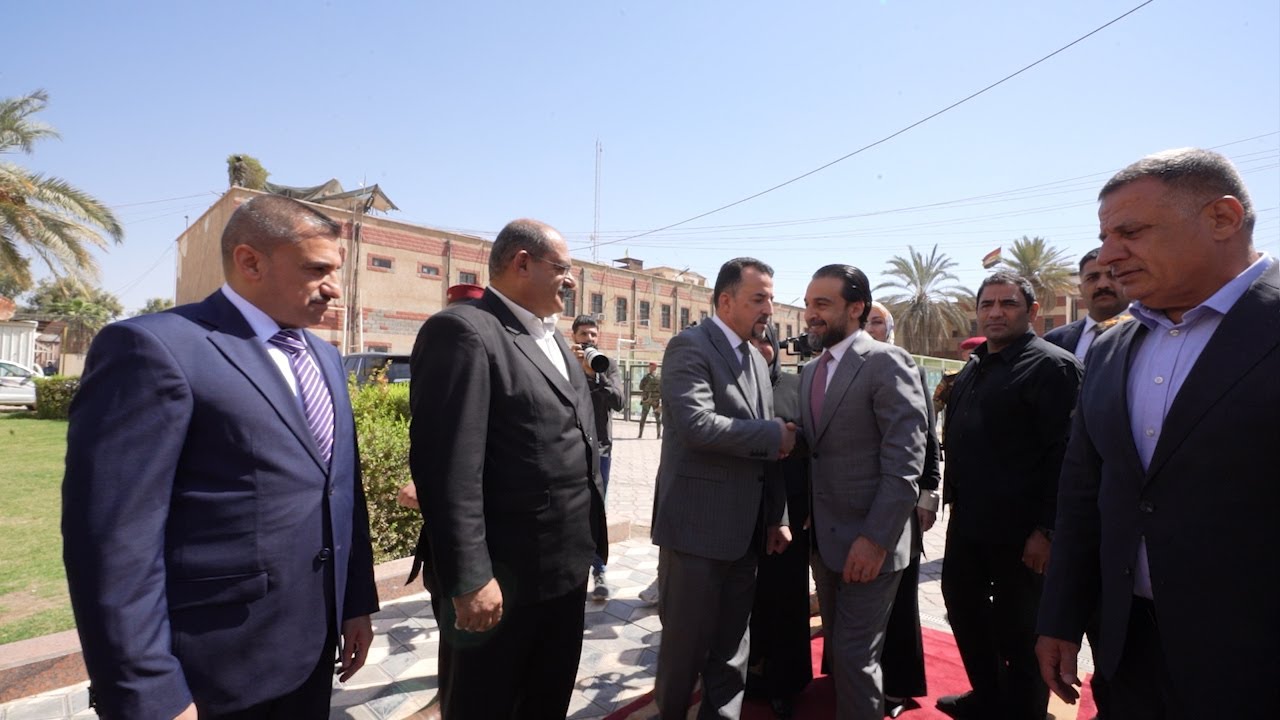 اجتماع رئيس مجلس النواب وبحضور نواب محافظة ديالى مع المحافظ ومديري الدوائر في المحافظة