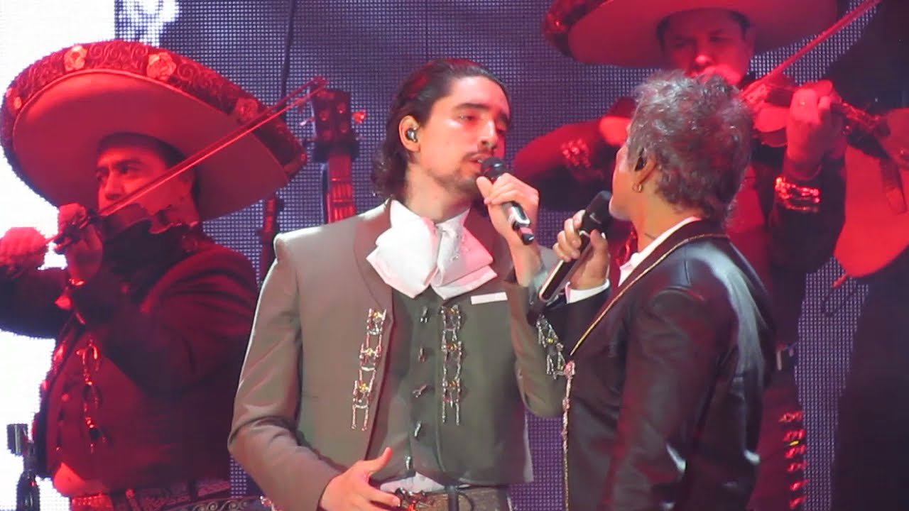Alejandro Fernandez y Alex Fernandez en vivo Mujeres divinas YouTube Alejandro Fernandez y Alex Fernandez en vivo Mujeres divinas YouTube