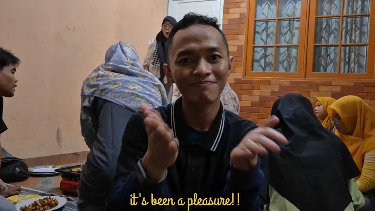 Inside Surabaya Book Party: 2025 Wrap-up (+bakar-bakar rumah Arief)