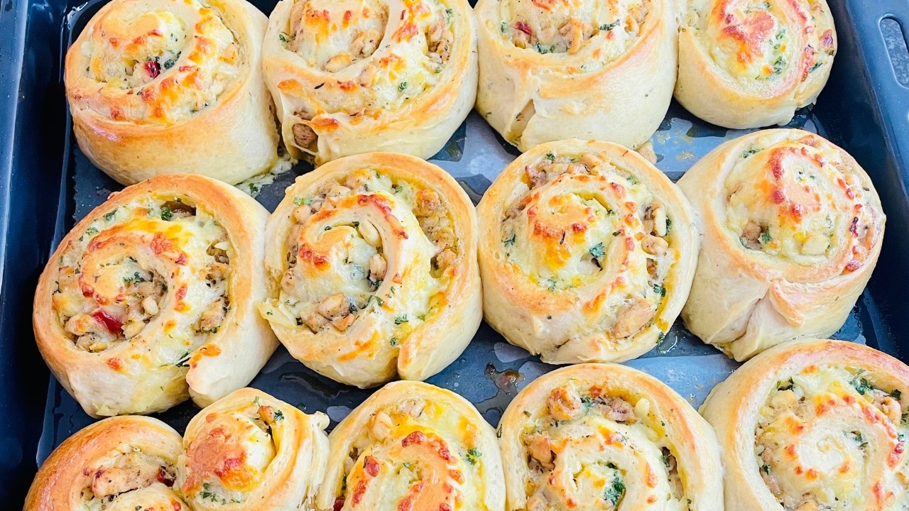 Better Than Garlic Bread: Cheesy Garlic Chicken Rolls 🍗🧄🧀