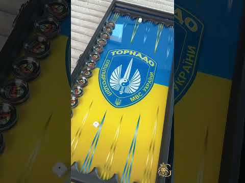 Нарди зі скла в алюмінієвому каркасі з індивідуальним дизайном, відео 1