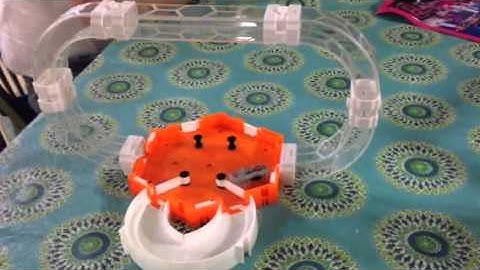 Hexbug nano v2 gravity loop toy review