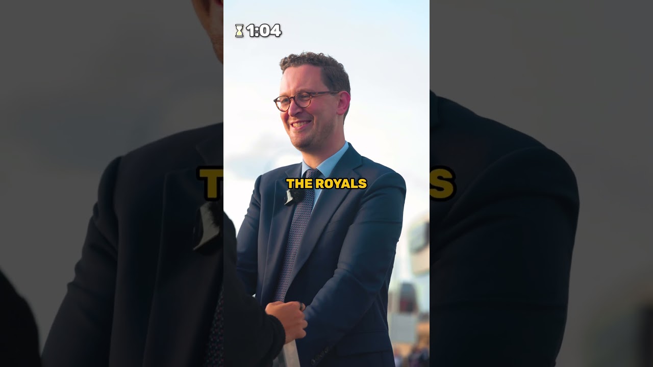 The most UNKNOWN job with the Royals? 👑🇬🇧 Ep. 371 🪜