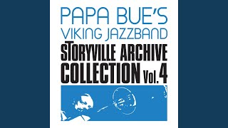 Video thumbnail of "Papa Bue's Viking Jazzband - Når Lygterne Tændes (feat. Liller)"