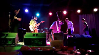 Bakit pt. 2 performed by Mayonnaise @ 12 Monkeys Music Hall & Pub E...
